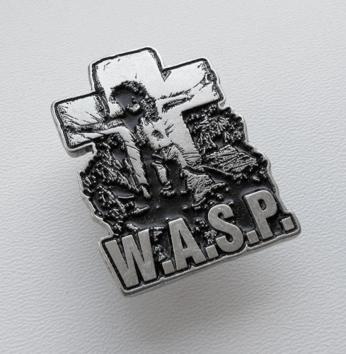 WASP - The Crimson Idol -- metal pin.JPG