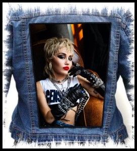 Ekran MILEY CYRUS 