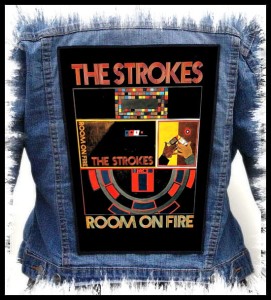 Ekran THE STROKES - Room On Fire