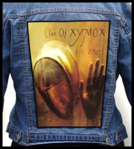 Ekran CLAN OF XYMOX - In Love We Trust