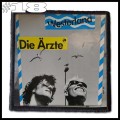 DIE ARZTE -- Patch (18).jpg