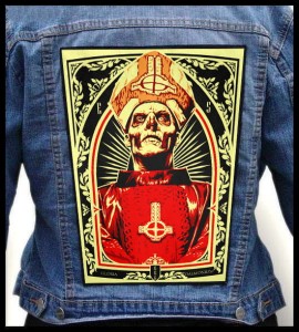Ekran GHOST - Papa Emeritus