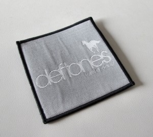 Naszywka Tkana DEFTONES - White Pony [black]