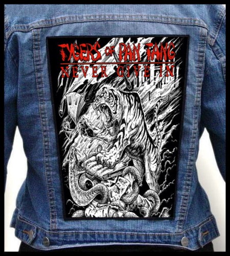TYGERS OF PAN TANG - Never Give In --- Backpatch.jpg