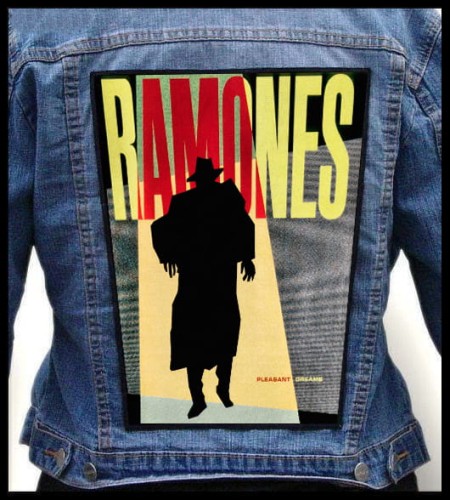 RAMONES - Pleasant Dreams -- backpatch b ack patch.jpg