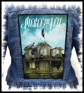 Ekran PIERCE THE VEIL - Collide With the Sky 