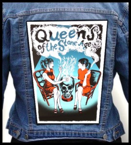 Ekran QUEENS OF THE STONE AGE - Smoking Girls