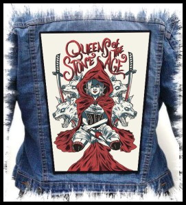 Ekran QUEENS OF THE STONE AGE - Wonam with Wolfs